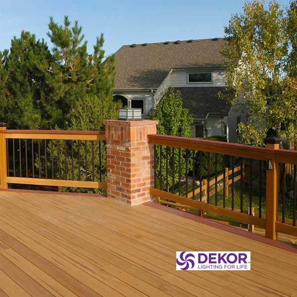 Dekor Round Aluminum Balusters Installed - The Deck Store USA